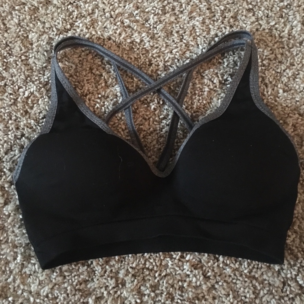 Sports bra
